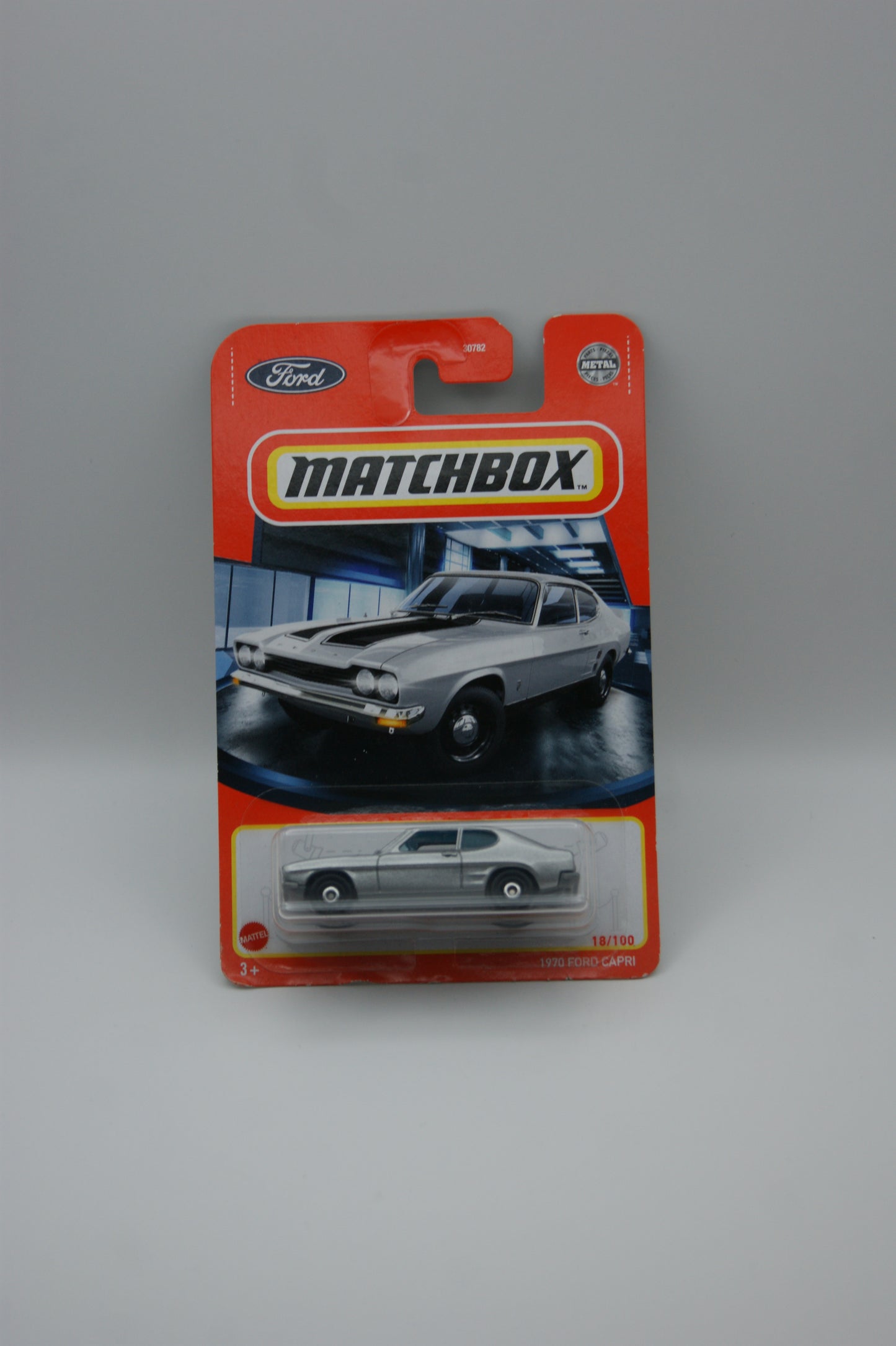 Matchbox 1970 Ford Capri Silber 18/100 MBX Showroom US Modell Long Card OVP