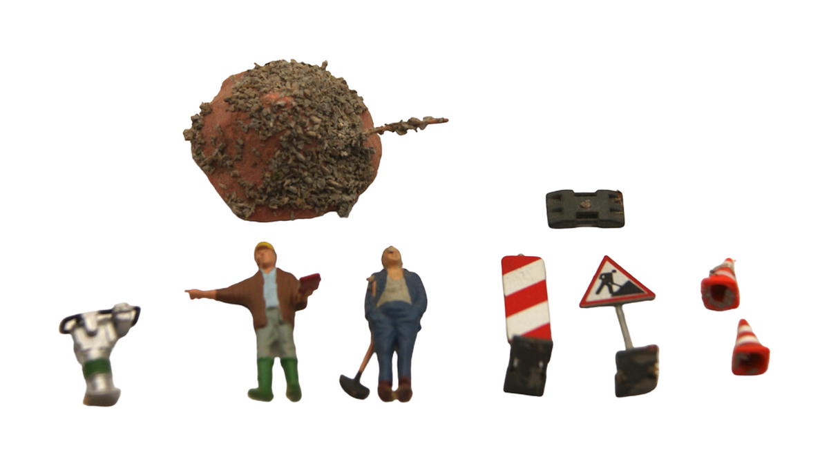 Modellbahn Baustelle Bauarbeiter Zubehör Konvolut Figuren Absperrung Diorama
