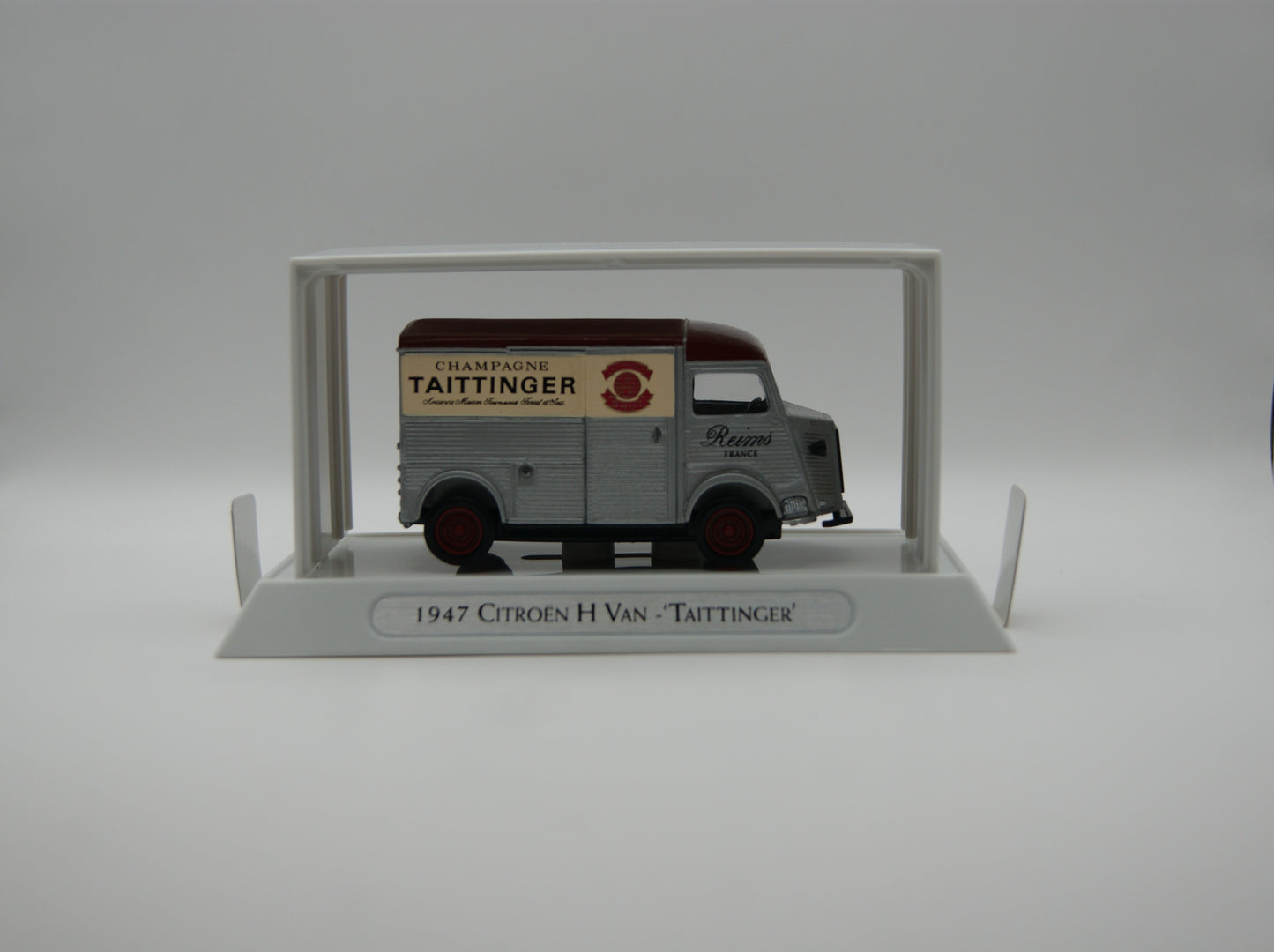 Matchbox Models of Yesteryear YTF5 Citroën H Van Taittinger 1:43 OVP