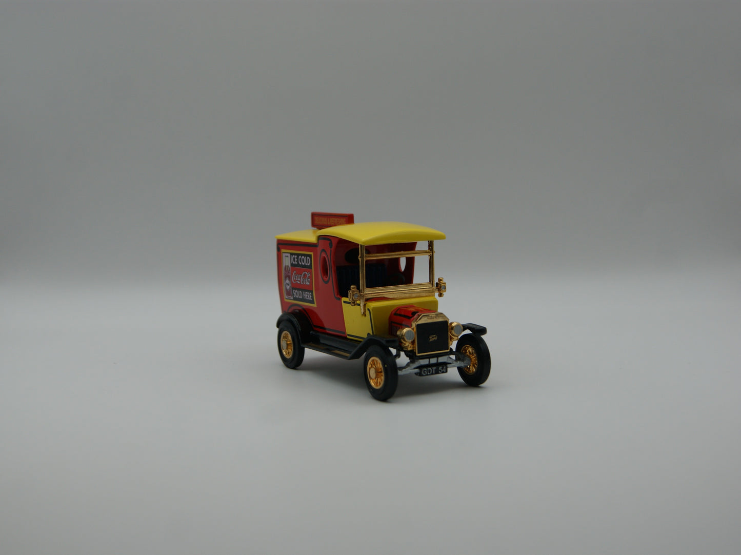 Matchbox Collectibles YPC04-M 1912 Ford Model T Coca-Cola OVP Zertifikat