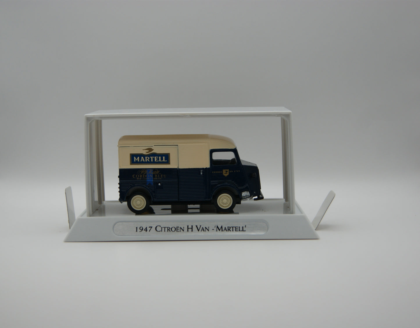 Matchbox Models of Yesteryear YTF2 Citroën H Van Martell 1:43 OVP