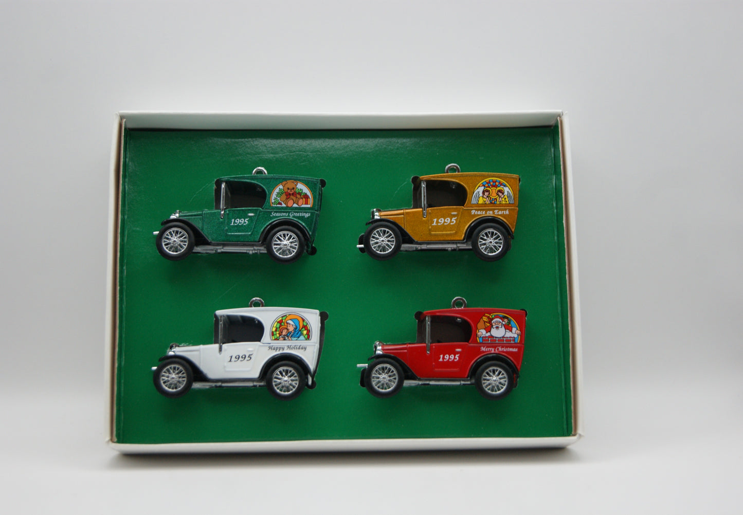 Matchbox Christmas Treasures 1995 4er-Set Austin 7 Weihnachtsanhänger OVP