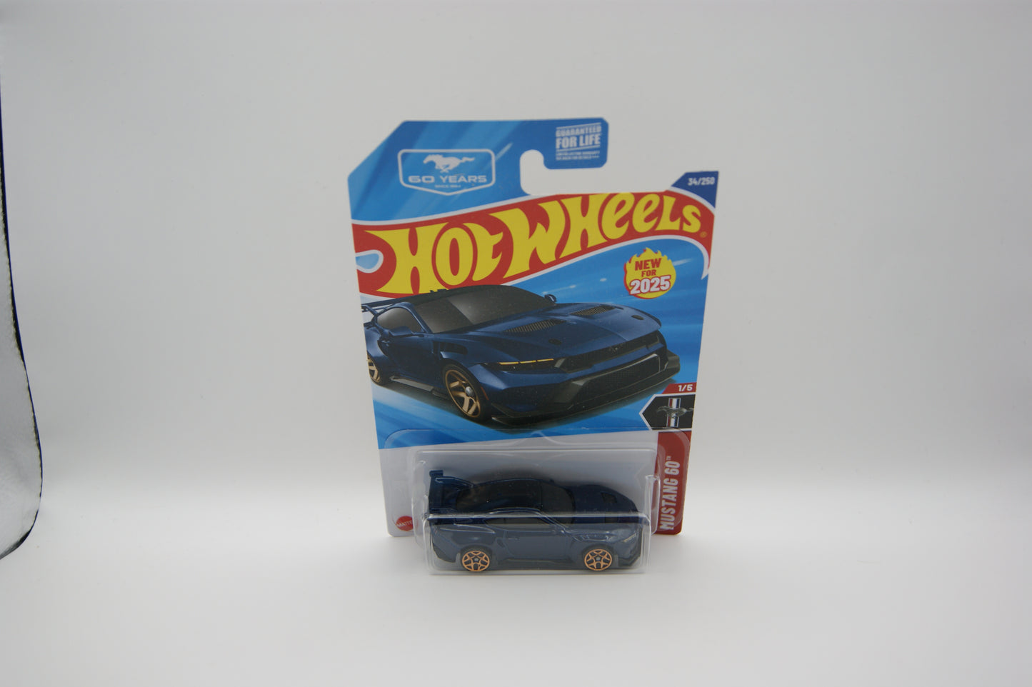 Hot Wheels Ford Mustang GTD 2025 Mustang 60th 1/5 #34/250 Blau US Long Card OVP