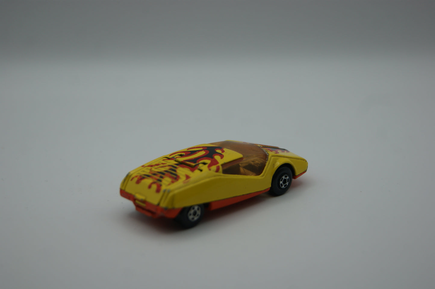 Matchbox Lesney Superfast Nr. 33 Datsun 126X Streakers gelb Flammen Vintage
