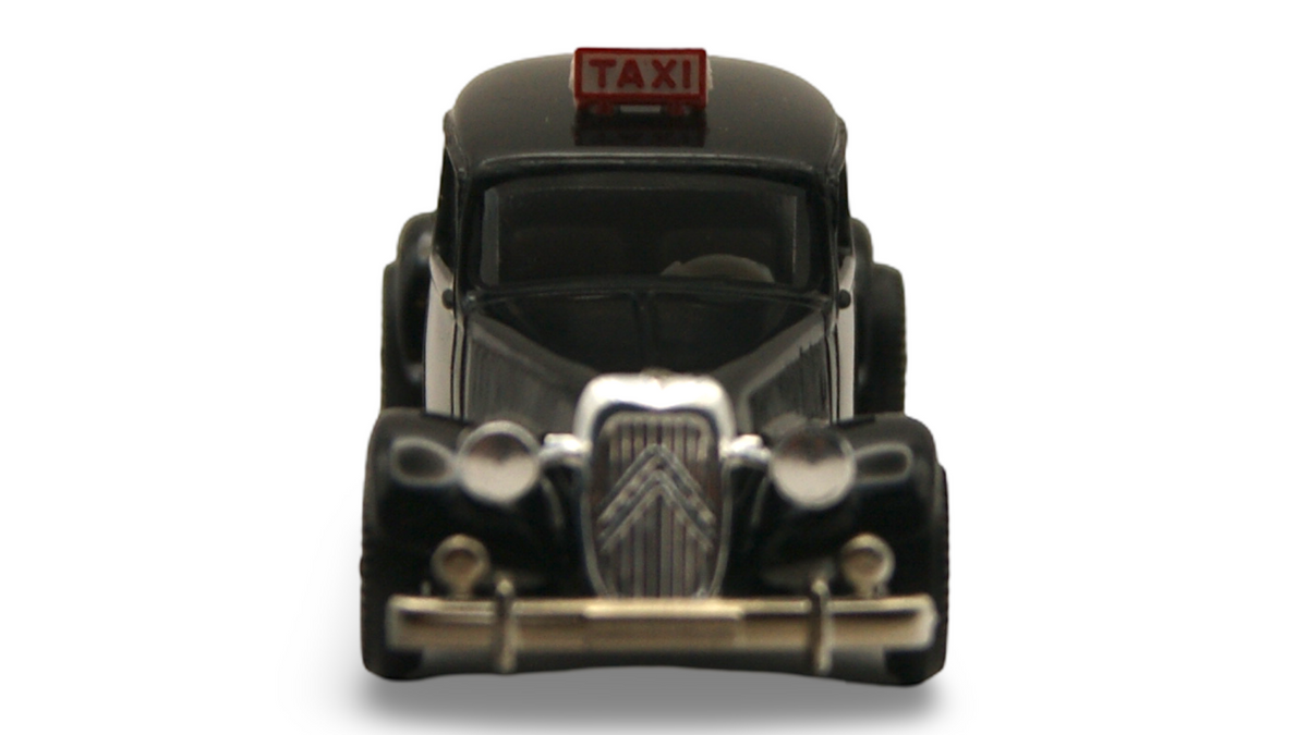 Brekina Citroën 15 Six Traction Avant Taxi Paris Schwarz 1:87 H0 – guter Zustand