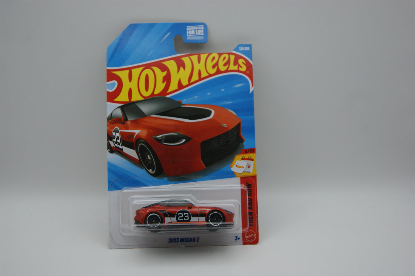 Hot Wheels 2023 Nissan Z 2026 Then and Now 5/10 121/250 JJJ79 Rot Orange OVP