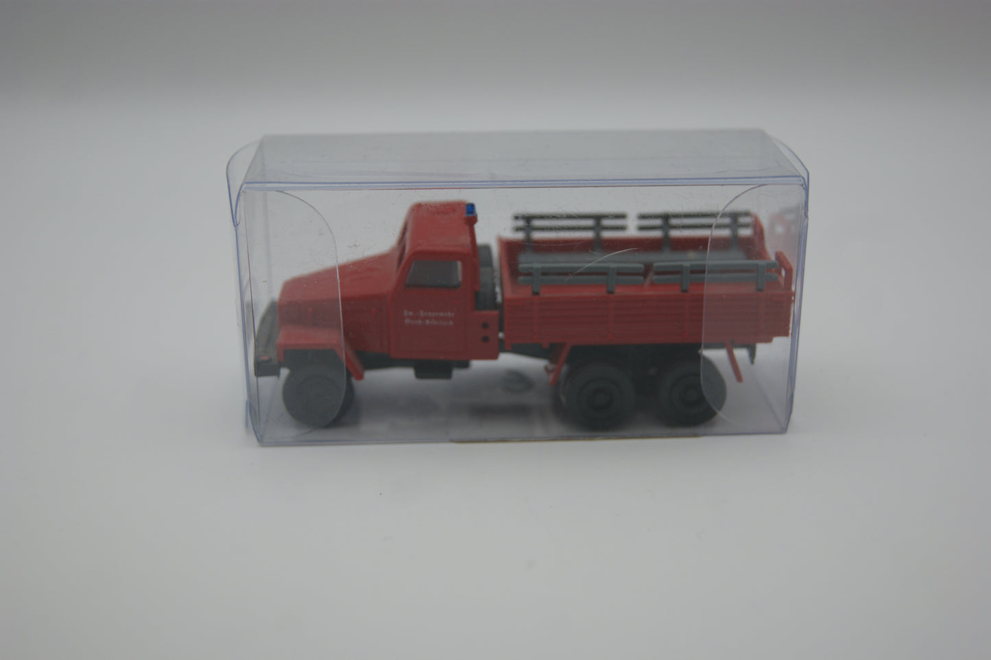 s.e.s. Robur LO 3000 Feuerwehr Groß-Kroitzsch Pritsche 1:87 H0 DDR OVP