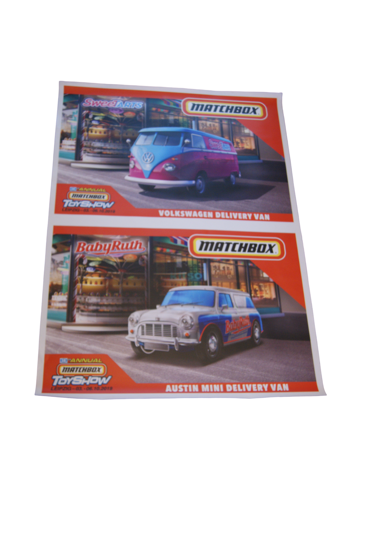 Matchbox ToyShow Leipzig 2019 – Messebanner mit VW T1 und Austin Mini