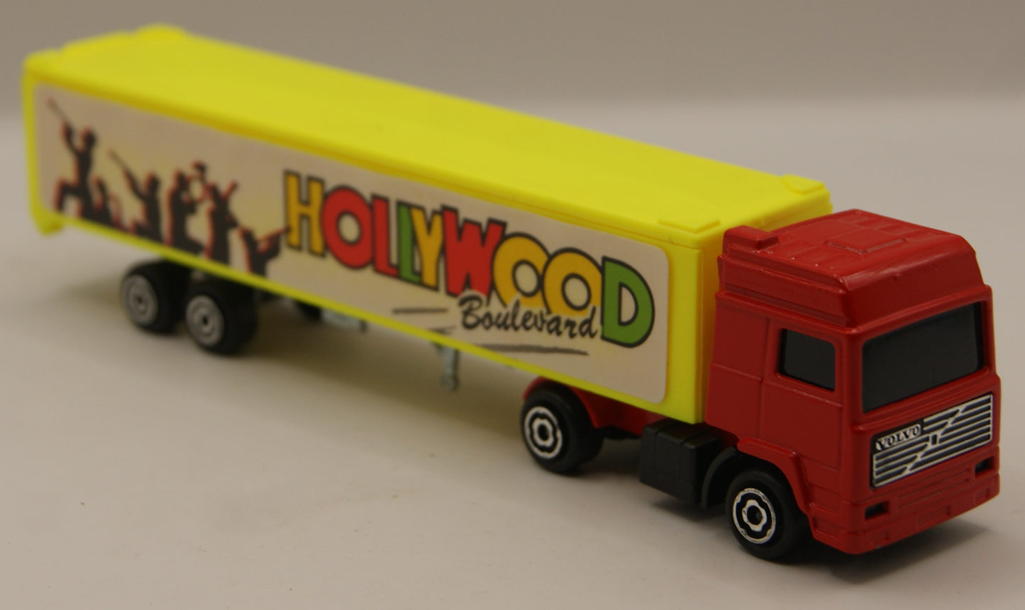 Majorette 340 Volvo F16 Hollywood Boulevard Sattelzug 1:100 Vintage