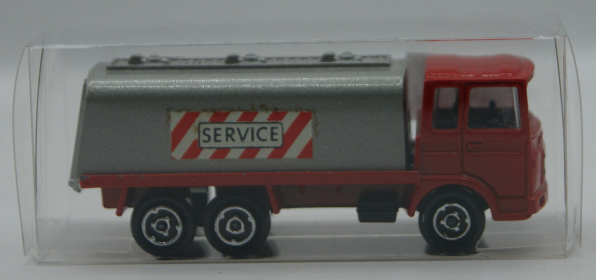 Majorette 245 Saviem Citerne Tankwagen SERVICE rot/silber 1:100 France