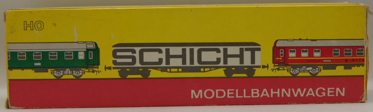 Schicht 426/50 DR Reisezugwagen B4ge 2. Klasse beleuchtet H0 1:87