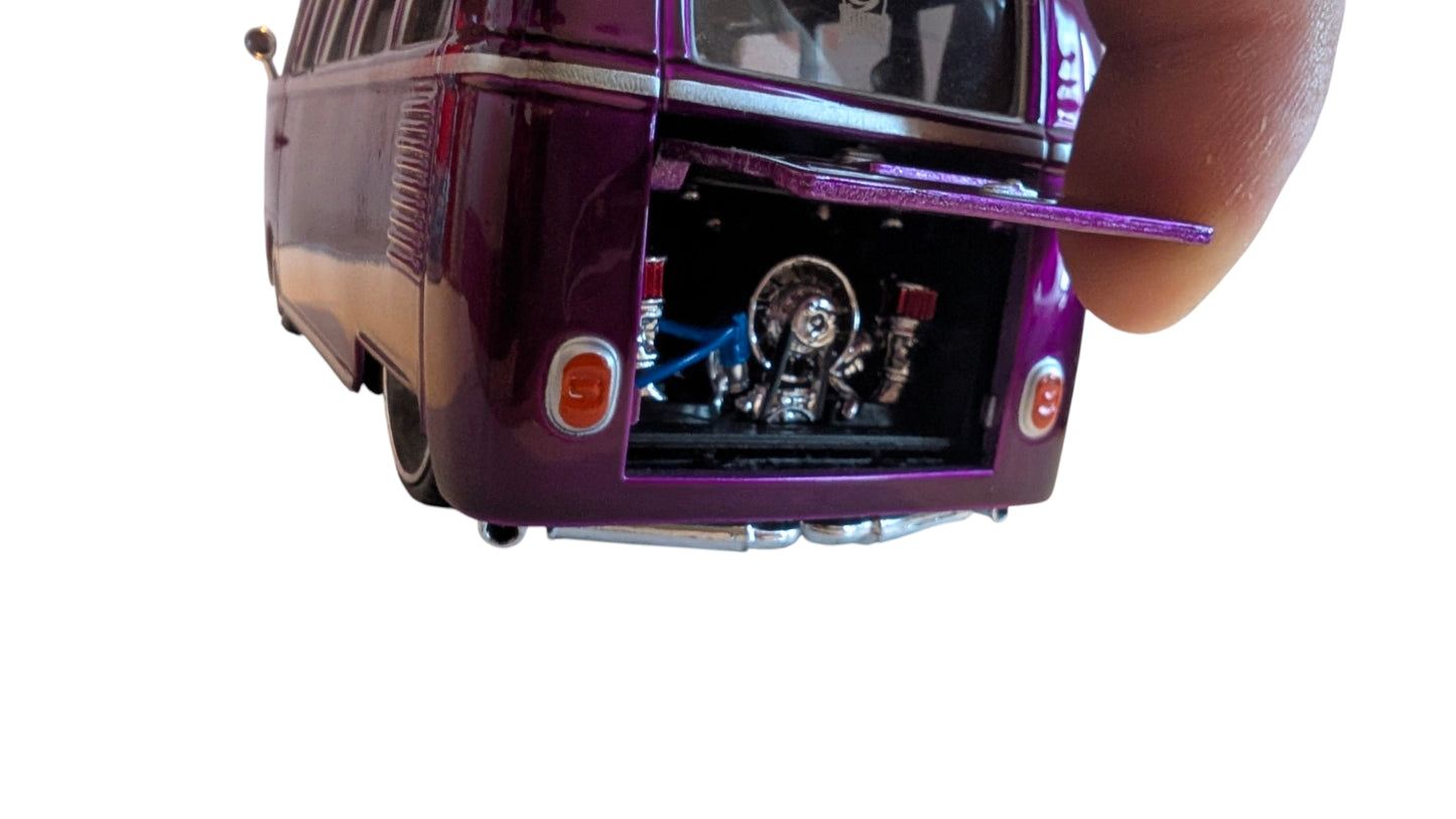 Maisto Volkswagen T1 Samba Bus Custom – 1:24