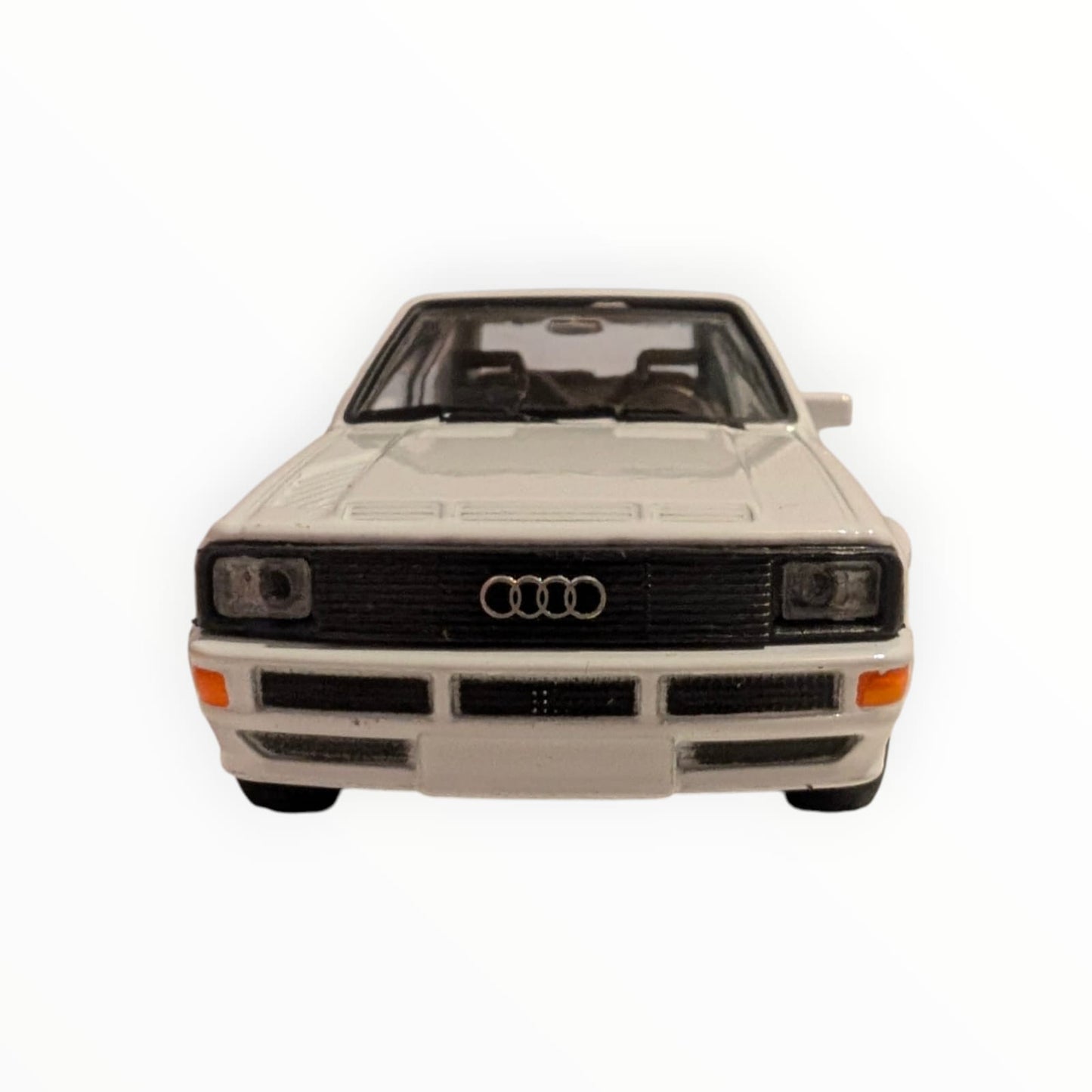 Welly Audi Sport quattro – weiß | 1:43 | Rückzugmotor | Neuware