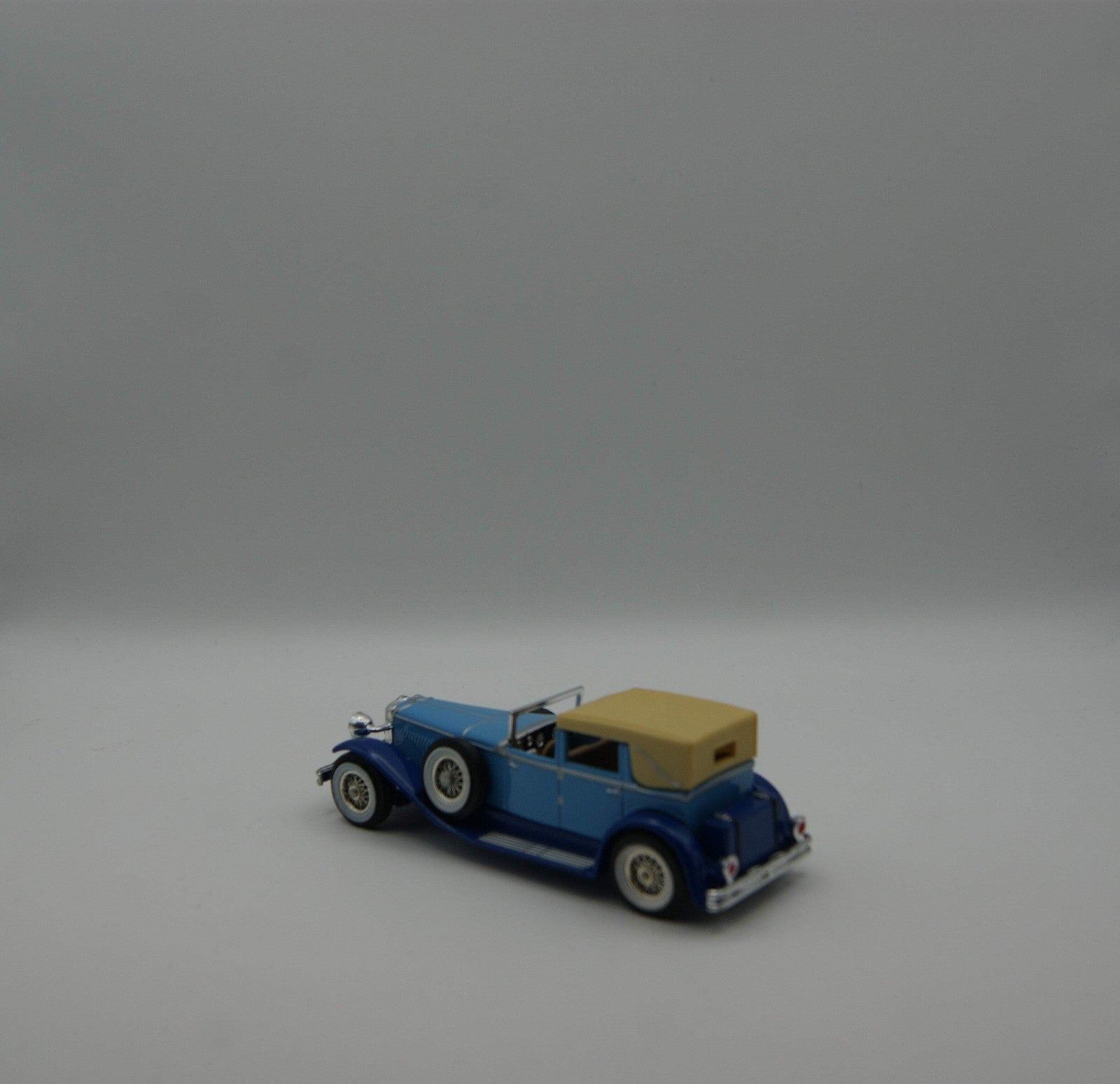 Matchbox Collectibles 1930 Duesenberg Model J Town Car 1:43 OVP Infokarte