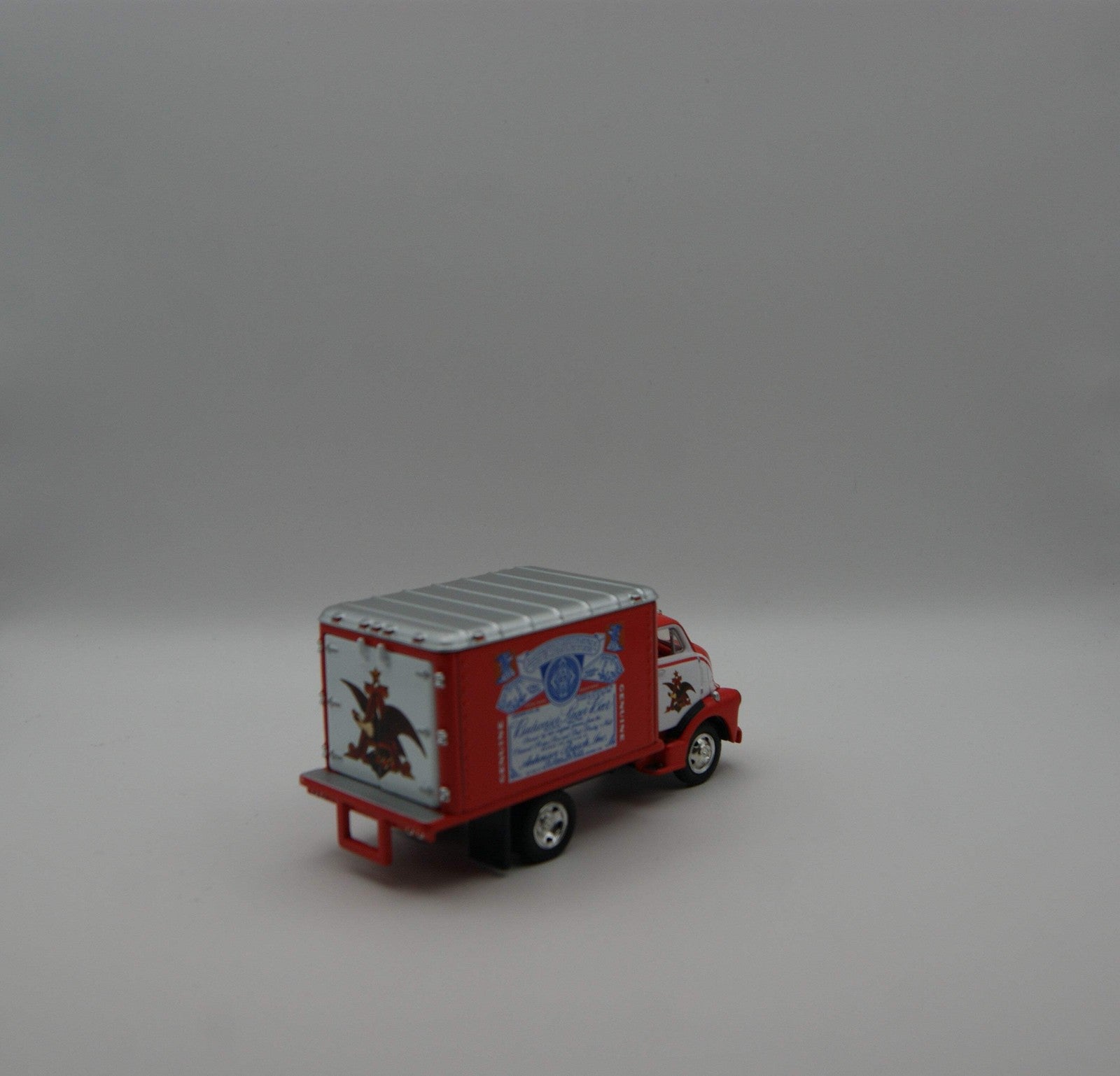 Matchbox Collectibles Budweiser 1948 GMC COE Truck YVT06-M OVP 1:43