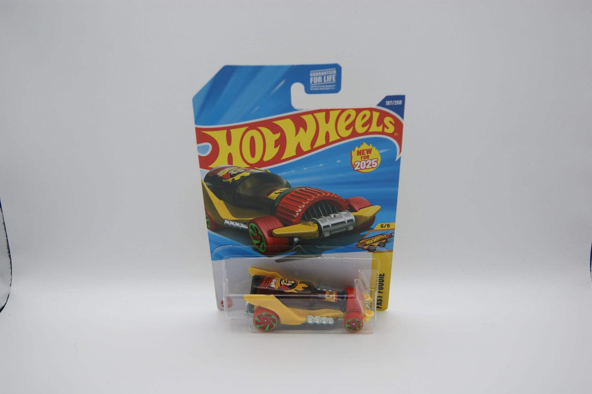 Hot Wheels Hot Wheengs 2025 Fast Foodie 5/5 #197/250 Gelb US Long Card OVP