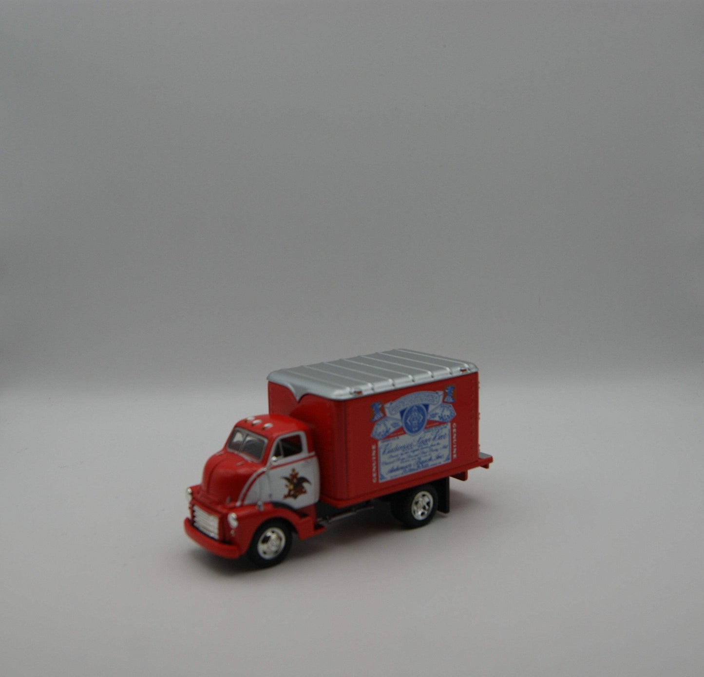 Matchbox Collectibles Budweiser 1948 GMC COE Truck YVT06-M OVP 1:43