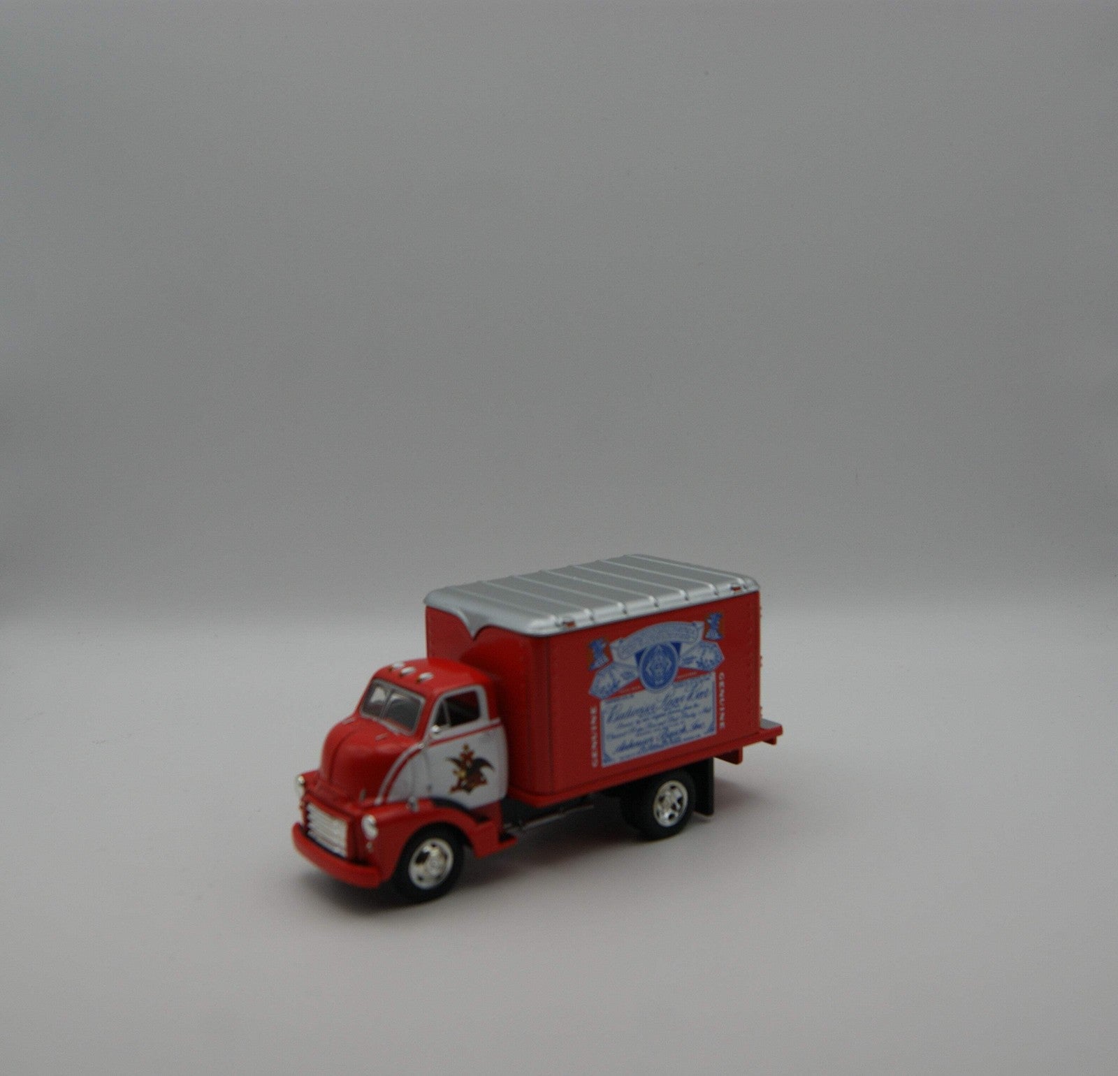 Matchbox Collectibles Budweiser 1948 GMC COE Truck YVT06-M OVP 1:43