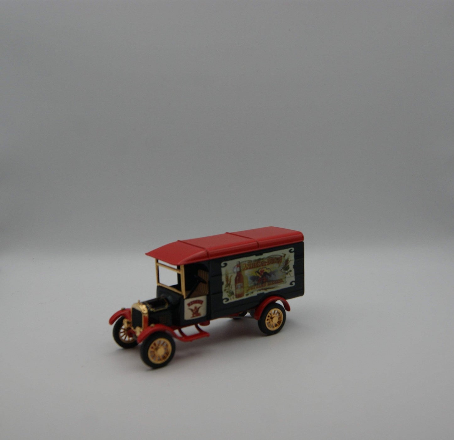 Matchbox Collectibles Budweiser 1926 Ford Model TT YVT03-M 1:43 OVP Zertifikat