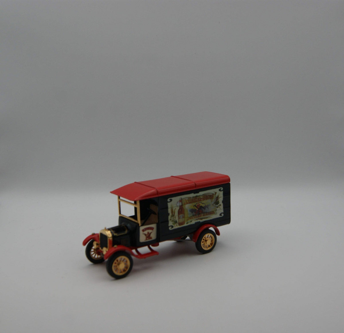 Matchbox Collectibles Budweiser 1926 Ford Model TT YVT03-M 1:43 OVP Zertifikat
