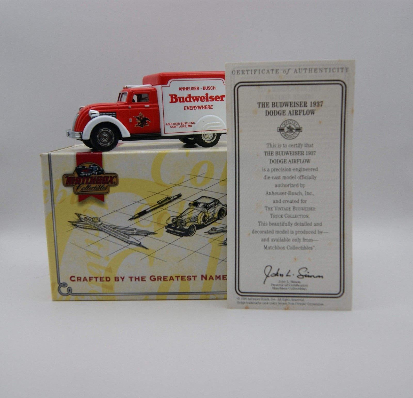 Matchbox Collectibles Budweiser 1937 Dodge Airflow YVT02-M 1:43 OVP Zertifikat