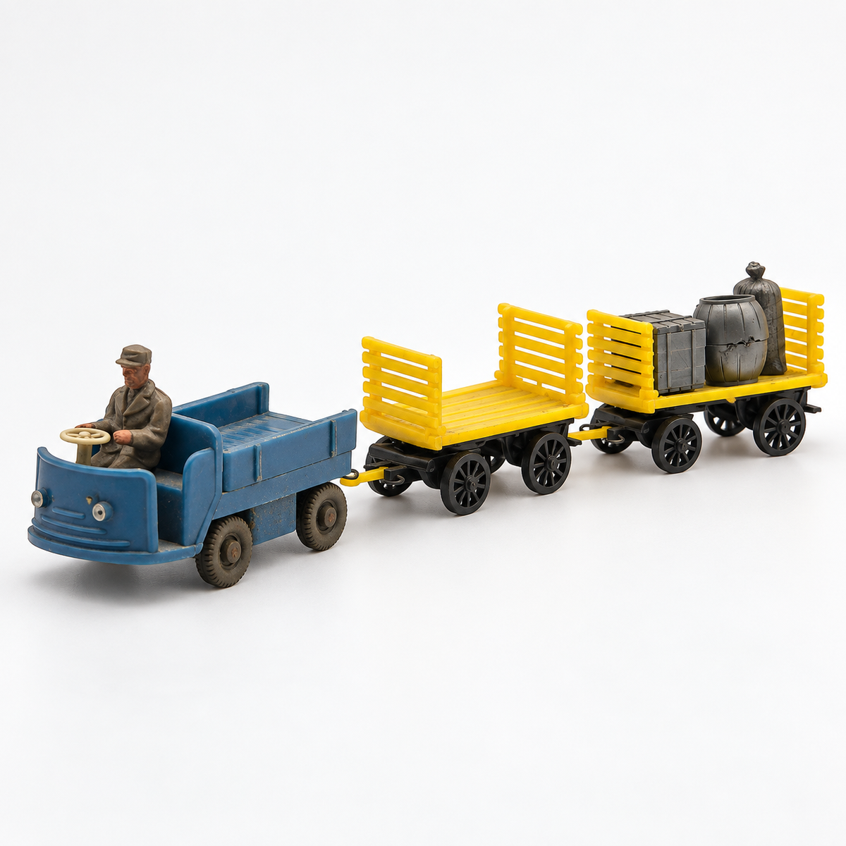 1:87 H0 Elektrokarren Blau mit 2 Anhängern & Ladung – 3-teilig