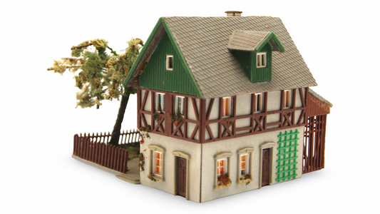 DDR Fachwerkhaus mit Hof Nebengebäude & Garten TT 1:120 Vintage