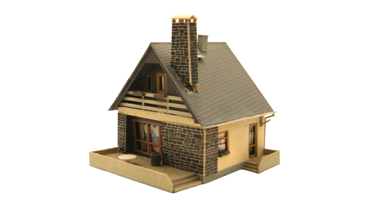 DDR Landhaus mit Balkon Dachgaube & Terrasse TT 1:120 Vintage