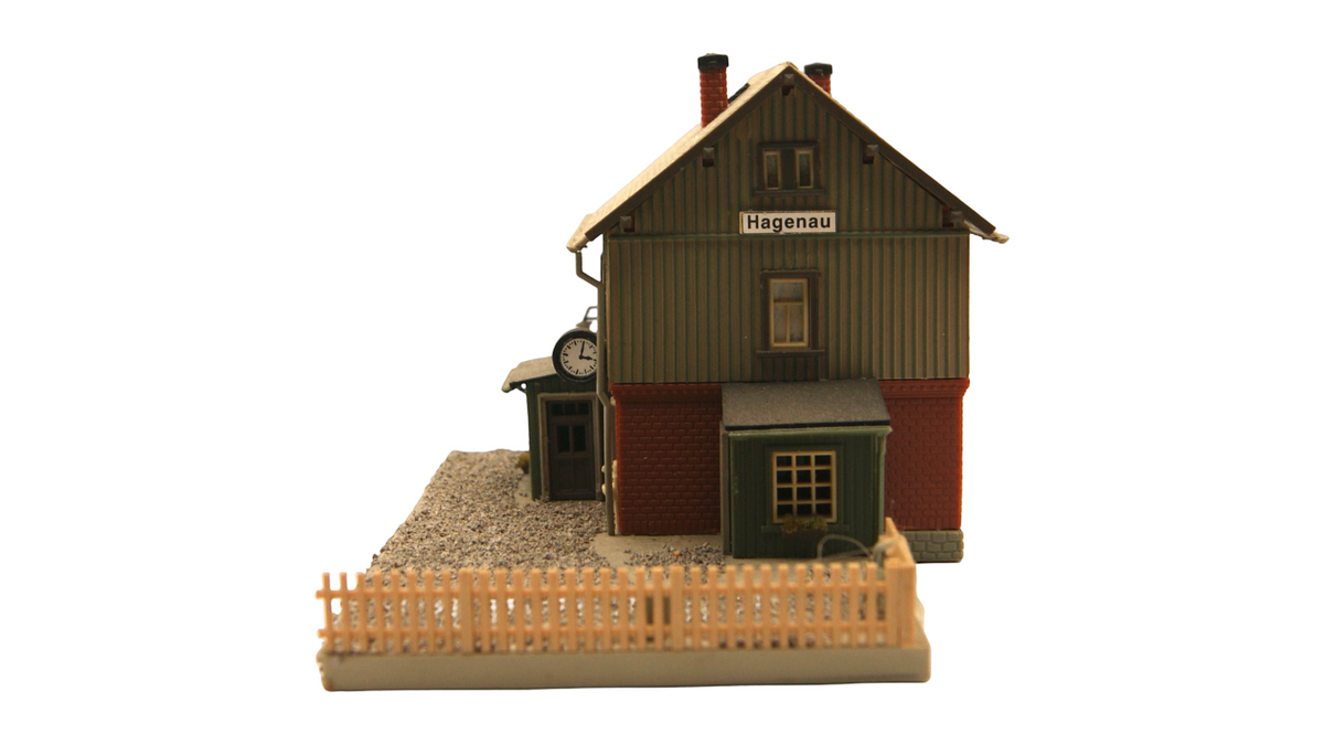 Auhagen Bahnhof Hagenau TT 1:120 mit Bahnsteig Uhr und Zaun – Gebraucht