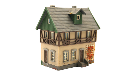 TT 1:120 Fachwerkhaus mit Balkon Dachgaube & Schuppen – Vintage