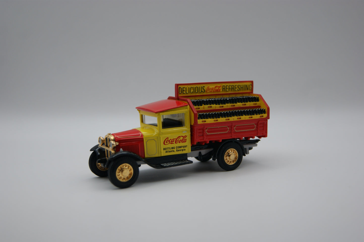 Matchbox Collectibles 1932 Ford Model AA Coca-Cola YPC06-M OVP Zertifikat