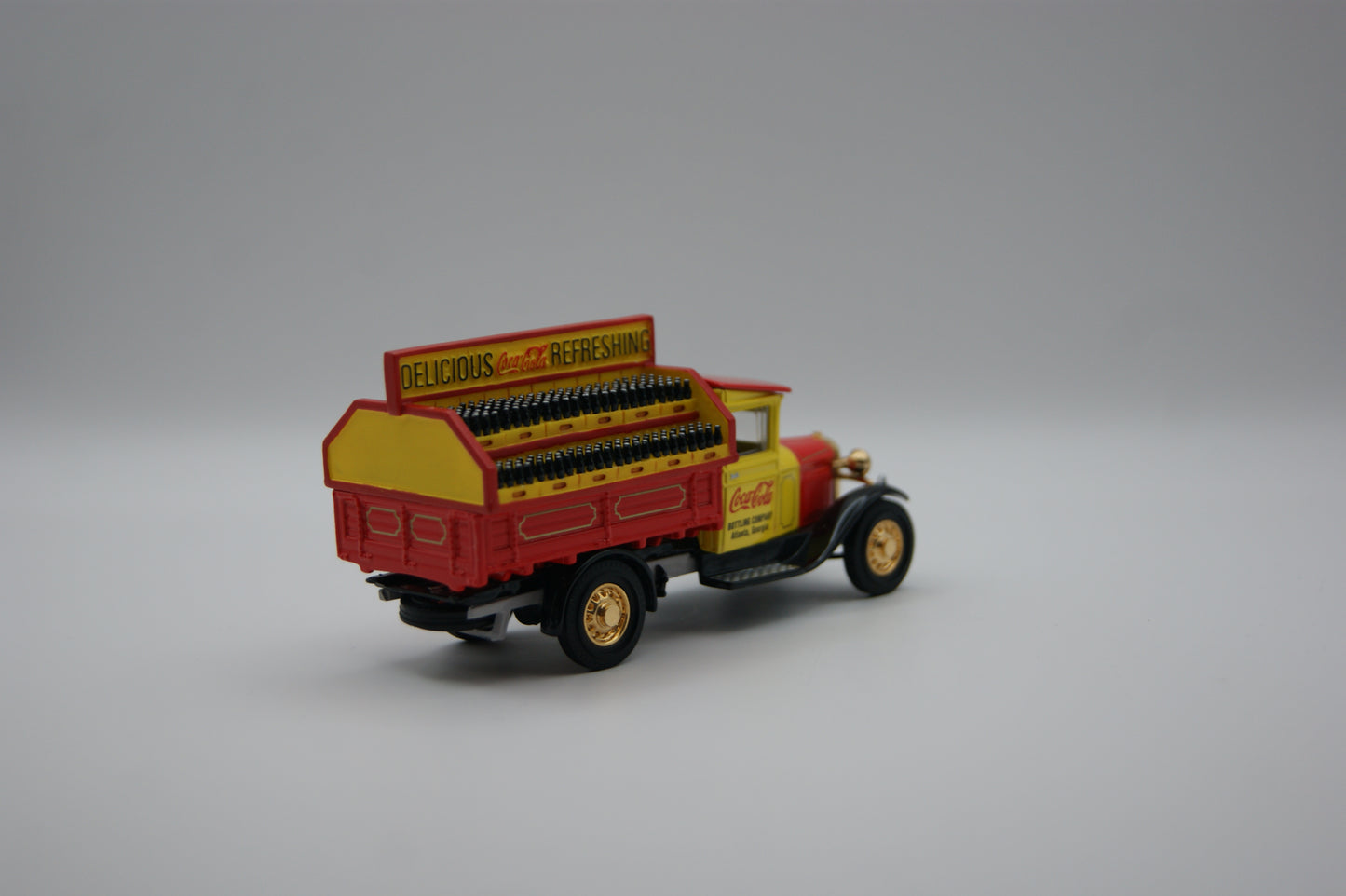 Matchbox Collectibles 1932 Ford Model AA Coca-Cola YPC06-M OVP Zertifikat