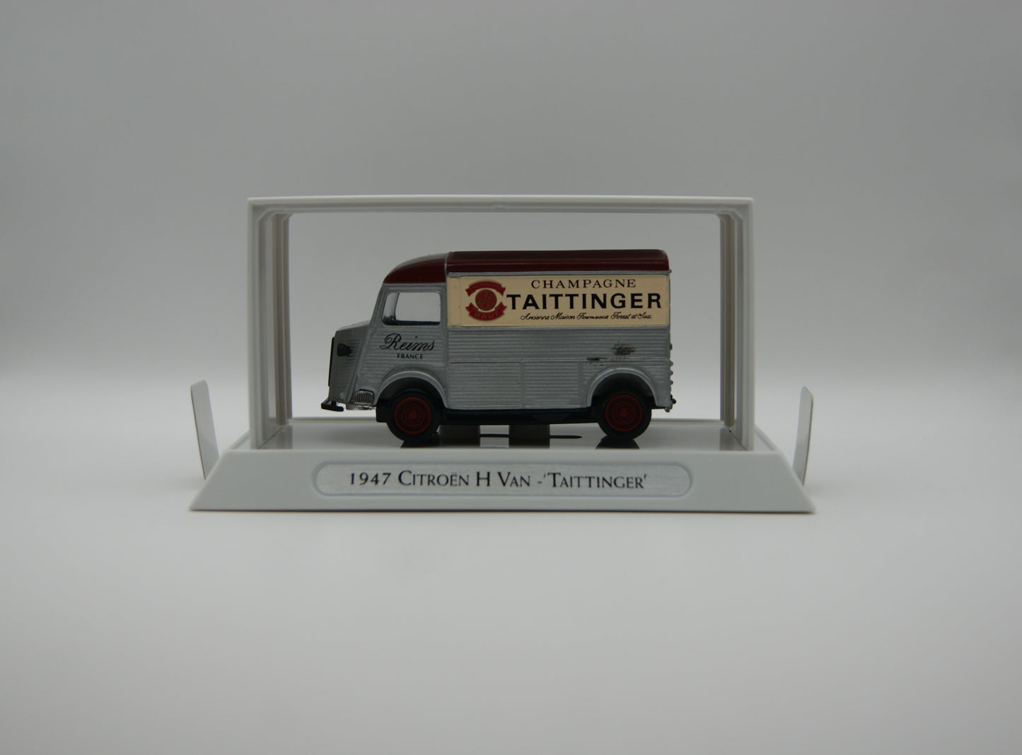 Matchbox Models of Yesteryear YTF5 Citroën H Van Taittinger 1:43 OVP