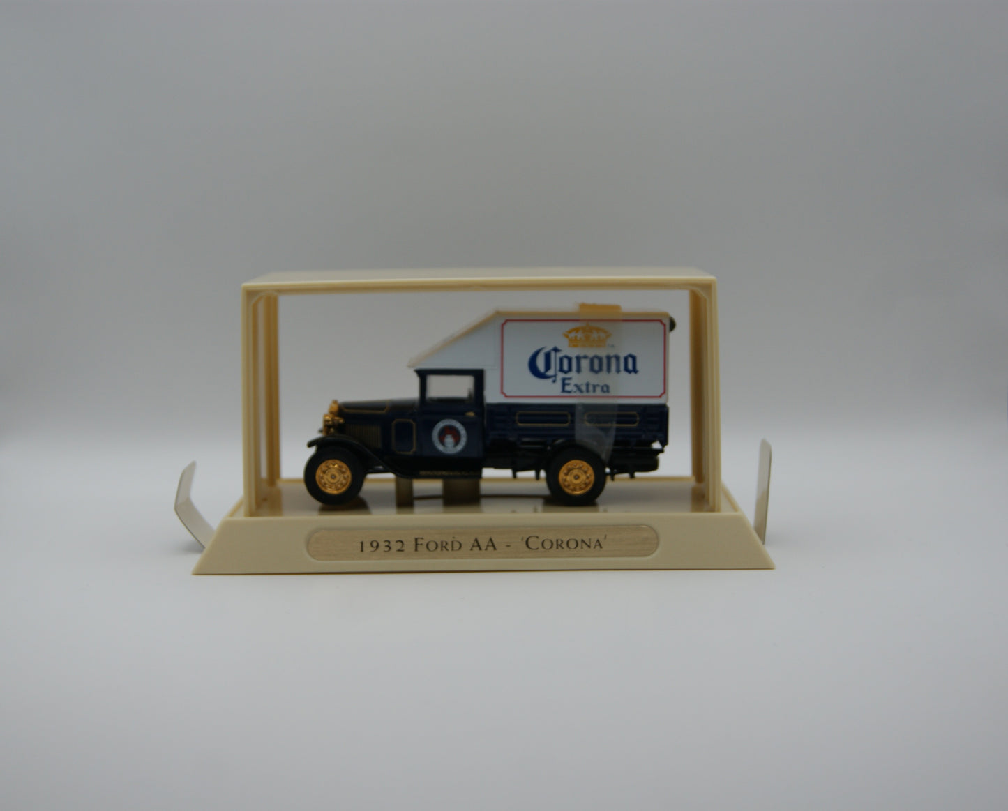 Matchbox Models of Yesteryear YGB16 1932 Ford AA Corona Extra mit OVP