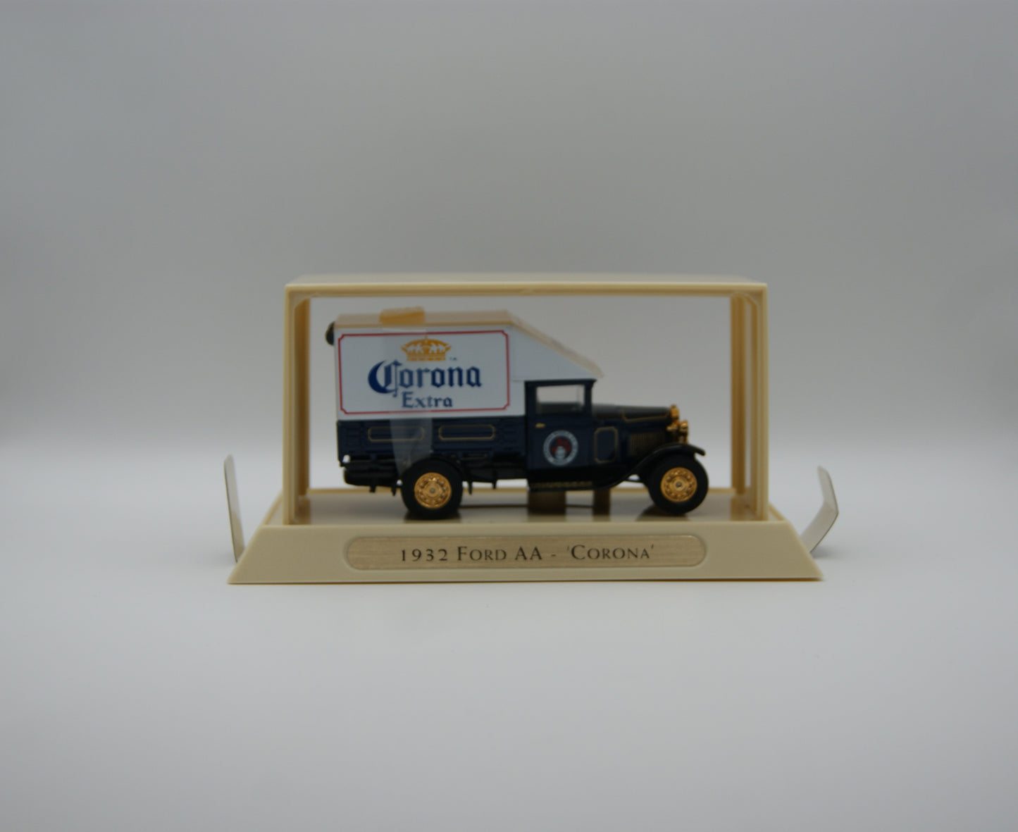 Matchbox Models of Yesteryear YGB16 1932 Ford AA Corona Extra mit OVP