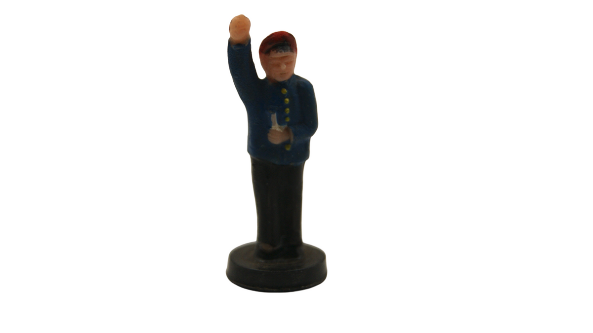 Spur TT 1:120 – 4 Figuren Passanten, Frau mit Hund & Bahnpersonal