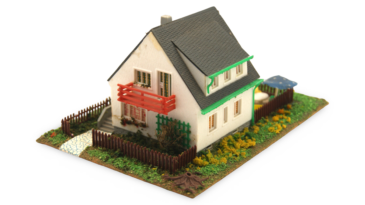 Spur TT 1:120 Gasthaus mit Biergarten, Terrasse & Zubehör – Modellbau
