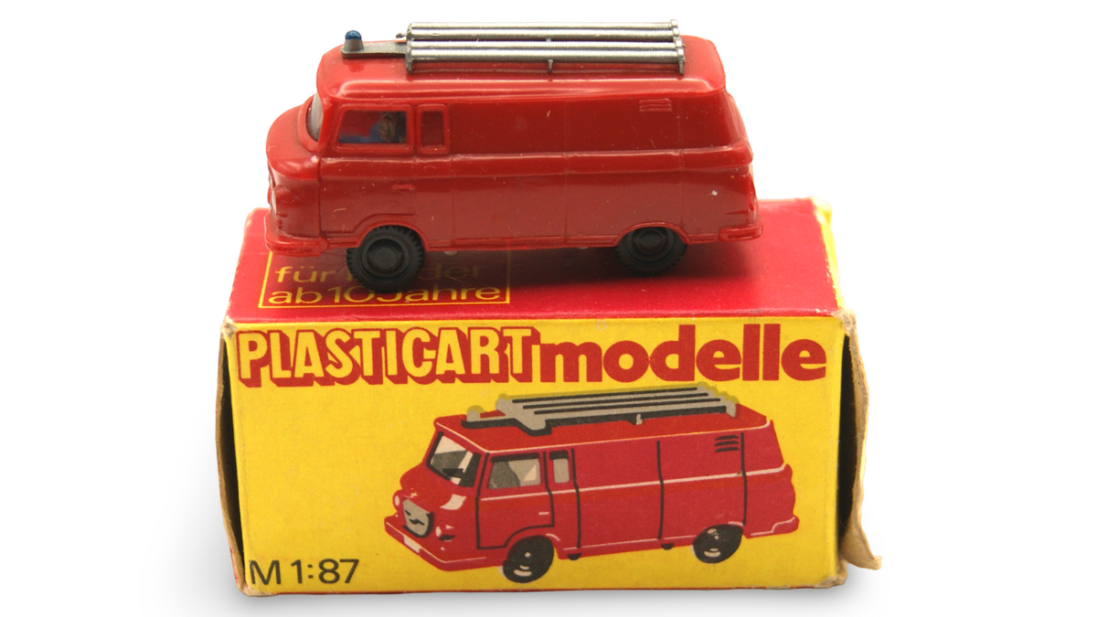 Plastikart Barkas B1000 Feuerwehr DDR H0 1:87 mit OVP