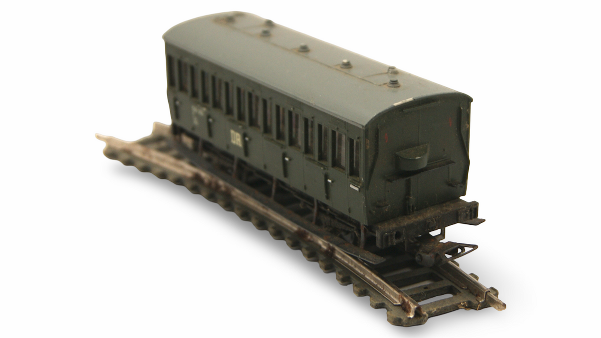 PIKO H0 1:87 DR 3 Personenwagen Konvolut – rollfähig – Bastlerware