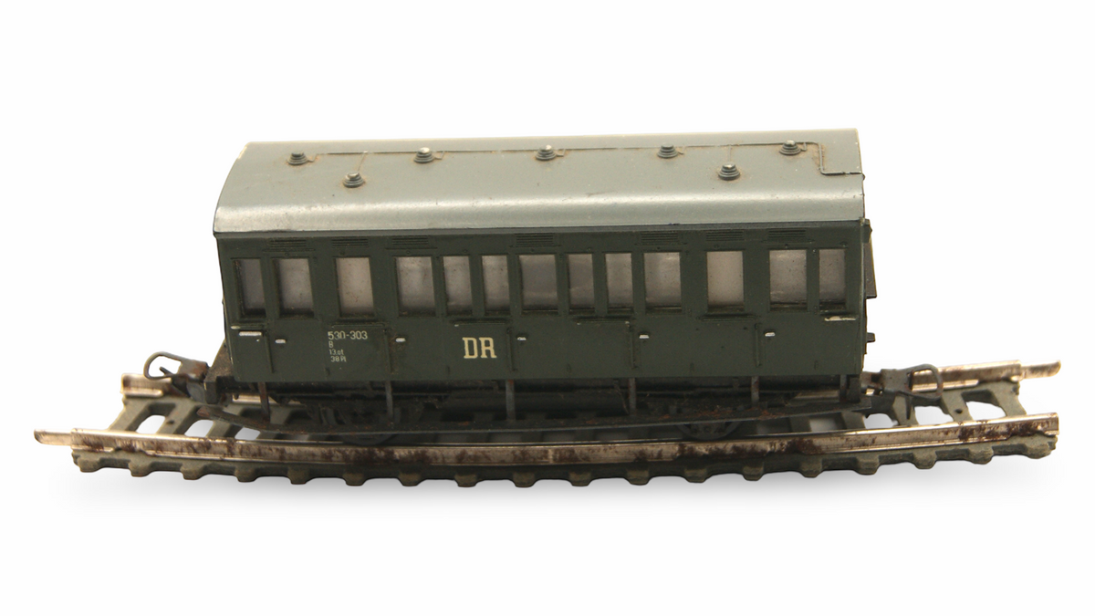 PIKO H0 1:87 DR 3 Personenwagen Konvolut – rollfähig – Bastlerware
