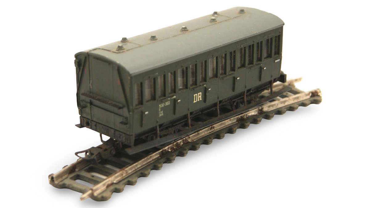 PIKO H0 1:87 DR 3 Personenwagen Konvolut – rollfähig – Bastlerware
