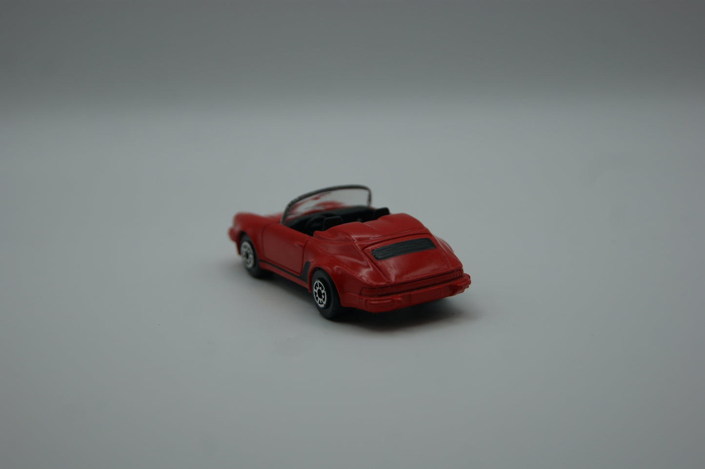 Maisto Porsche 911 Speedster Cabriolet Rot Vintage Modellauto lose