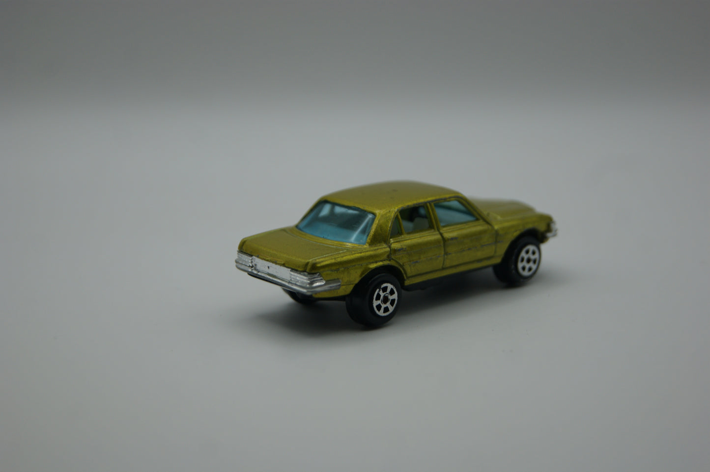 Yat Ming Mercedes-Benz 450 SEL W116 Nr. 1012 Vintage Modellauto Hong Kong