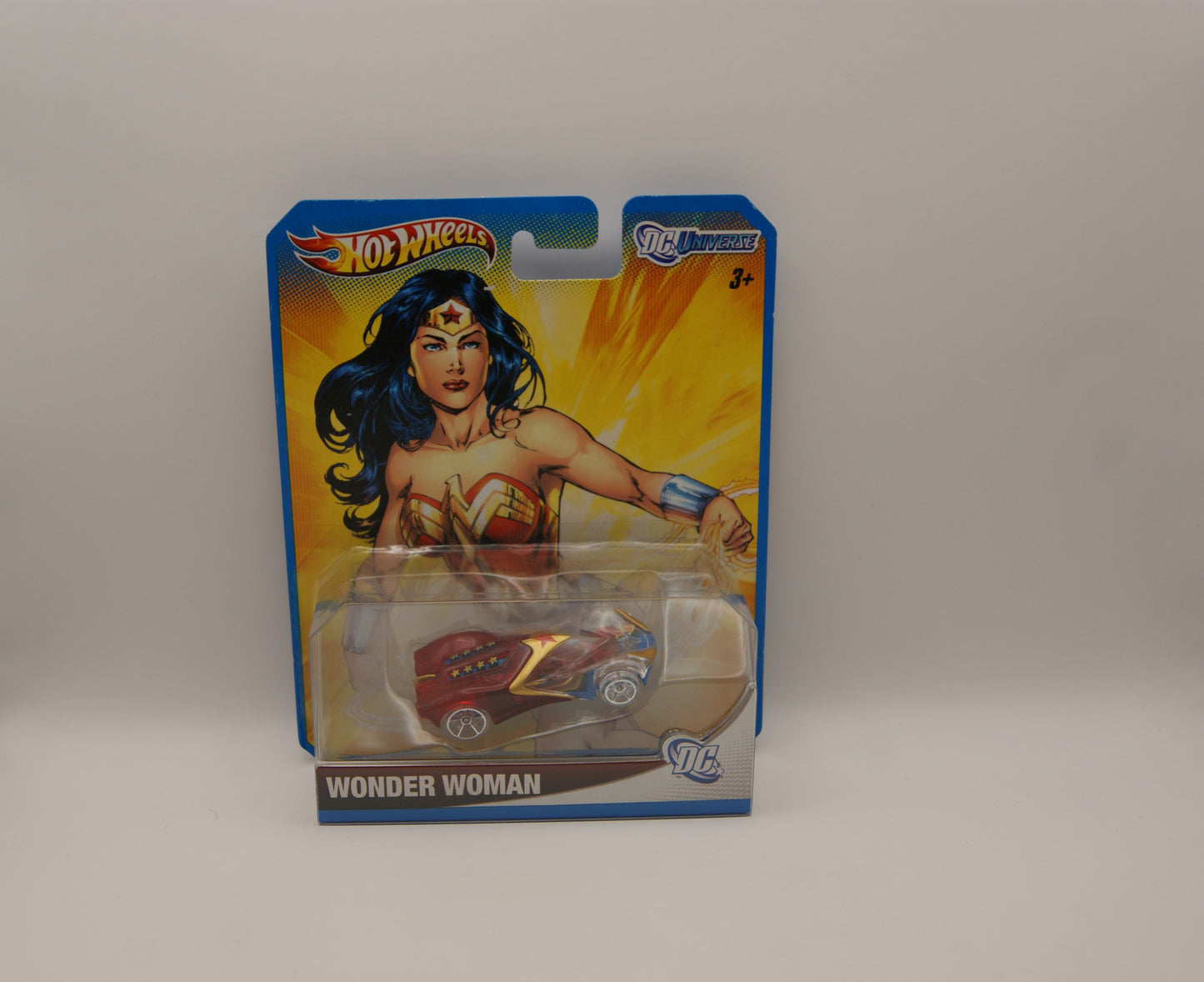 Hot Wheels DC Universe Wonder Woman Character Car 1:64 Mattel 2011 OVP