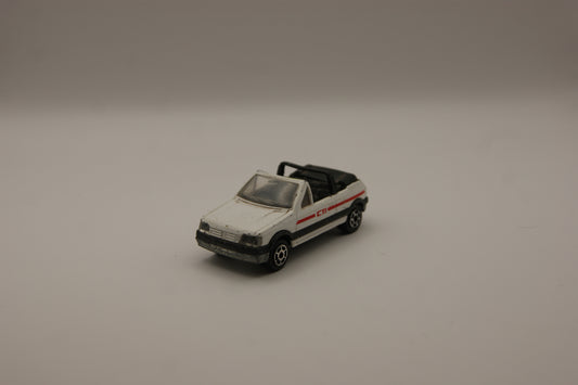 Majorette Peugeot 205 CTI Cabriolet Nr. 210 Weiß 1:53 Vintage Made in France