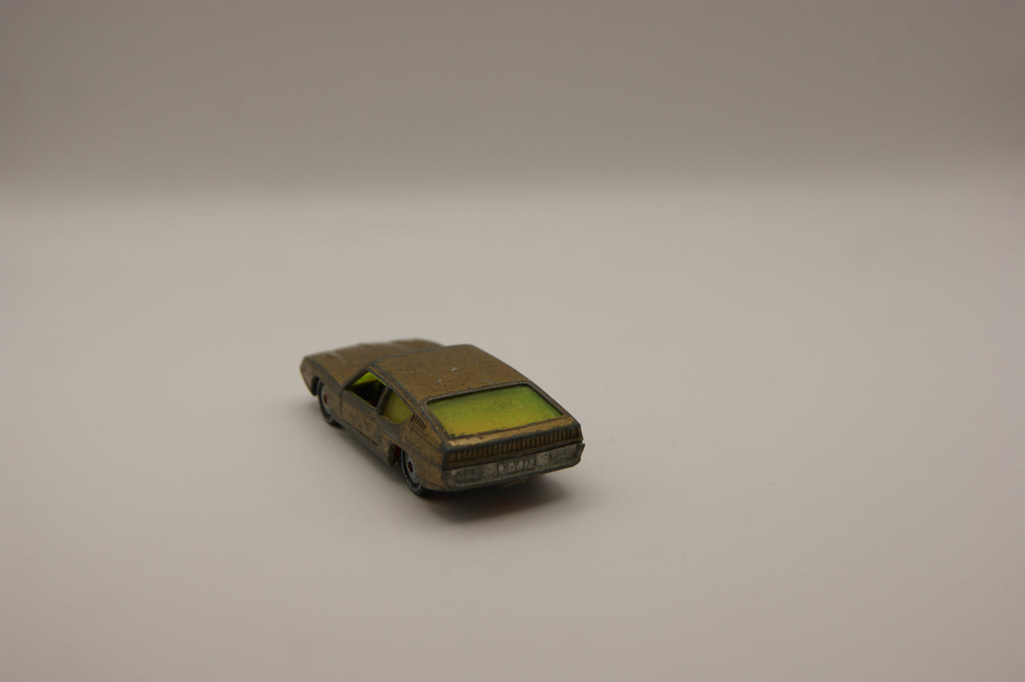 SIKU V317 Lamborghini 400 GT Espada Gold Vintage Modellauto Türen öffnen
