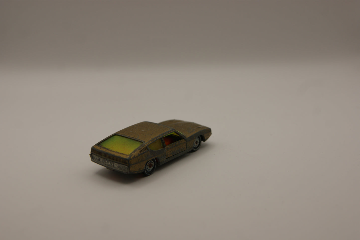 SIKU V317 Lamborghini 400 GT Espada Gold Vintage Modellauto Türen öffnen