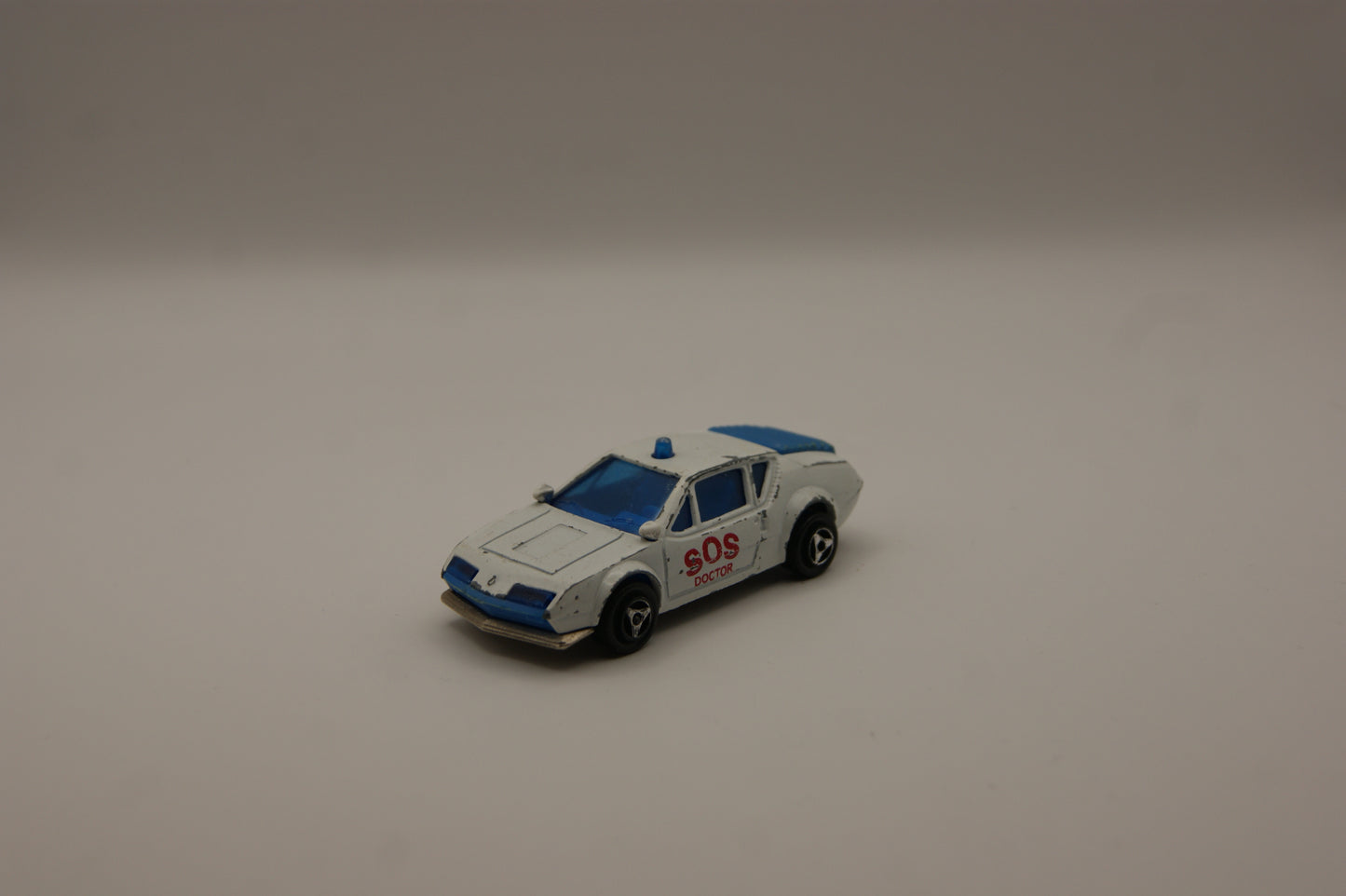 Majorette 264 Renault Alpine A310 SOS Doctor Weiß Vintage Made in France