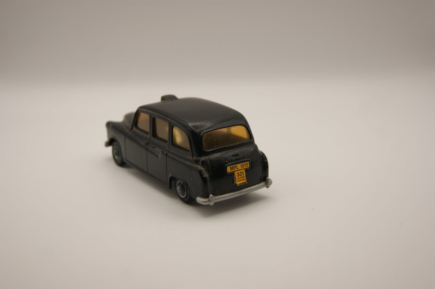 Budgie Models Nr. 101 London Taxi Cab Austin FX4 Schwarz Vintage England