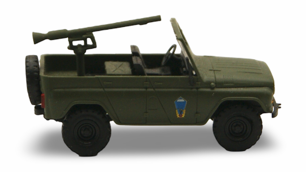 Busch UAZ 469 Fallschirmjäger mit Geschütz 1:87 H0 Militärfahrzeug
